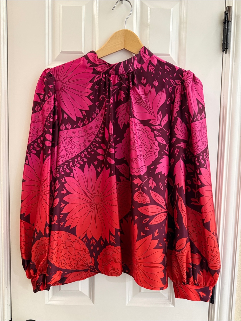 Ann Taylor Vibrant Pink and Burgundy Floral Balloon-Sleeve Blouse